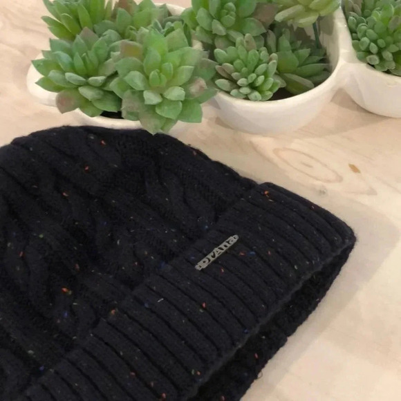 Prana beanie - Picture 4 of 8